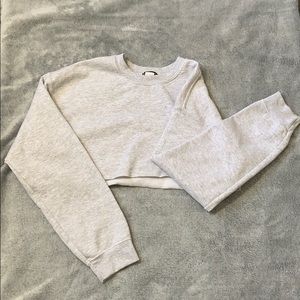 Cropped sweatshirt